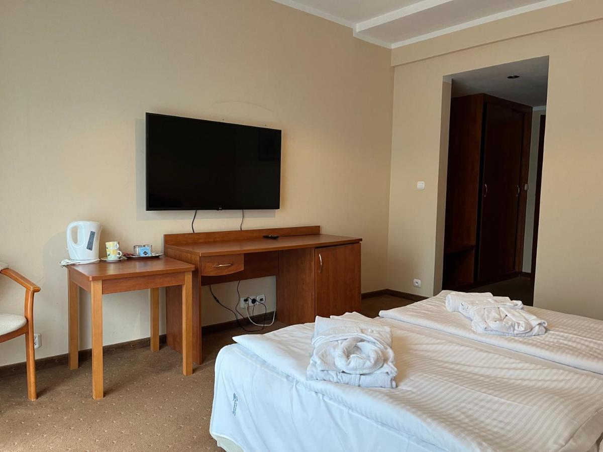 Dom Zdrojowy Diament Spa Гжибово Екстериор снимка
