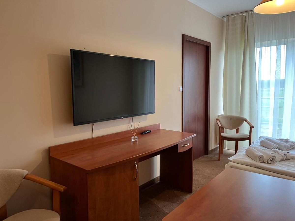 Dom Zdrojowy Diament Spa Гжибово Екстериор снимка