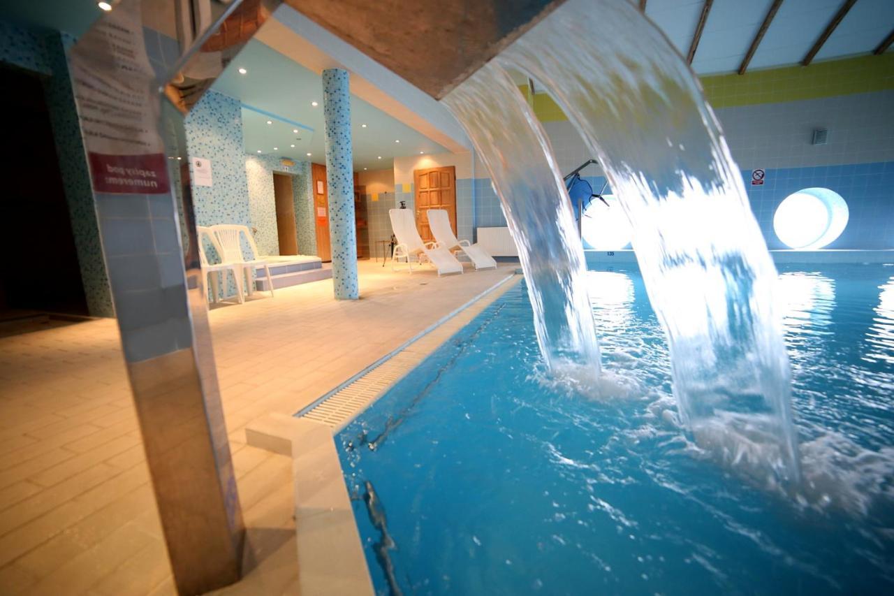 Dom Zdrojowy Diament Spa Гжибово Екстериор снимка